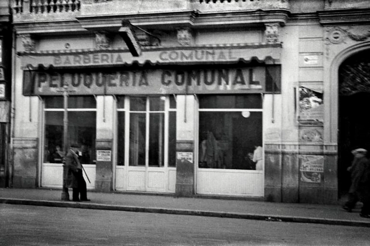 Lo que los rótulos comerciales dicen de la València del siglo XX